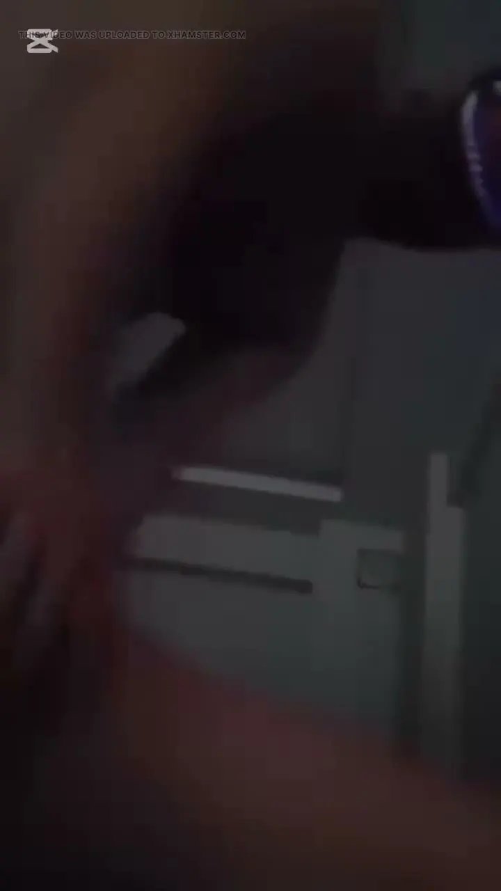 Banu melek kuzeni ustune oturup hareket ediyor